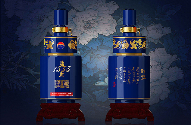 白酒瓶设计